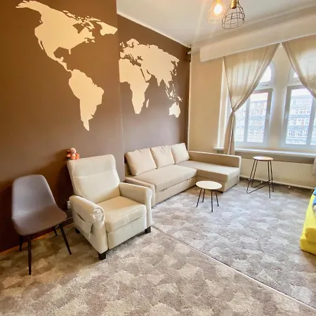 W Centrum Wrocławia W Kamienicy