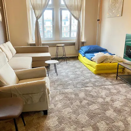W Centrum Wroclawia W Kamienicy Вроцлав