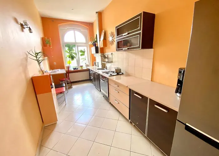 W Centrum Wroclawia W Kamienicy * Wroclaw